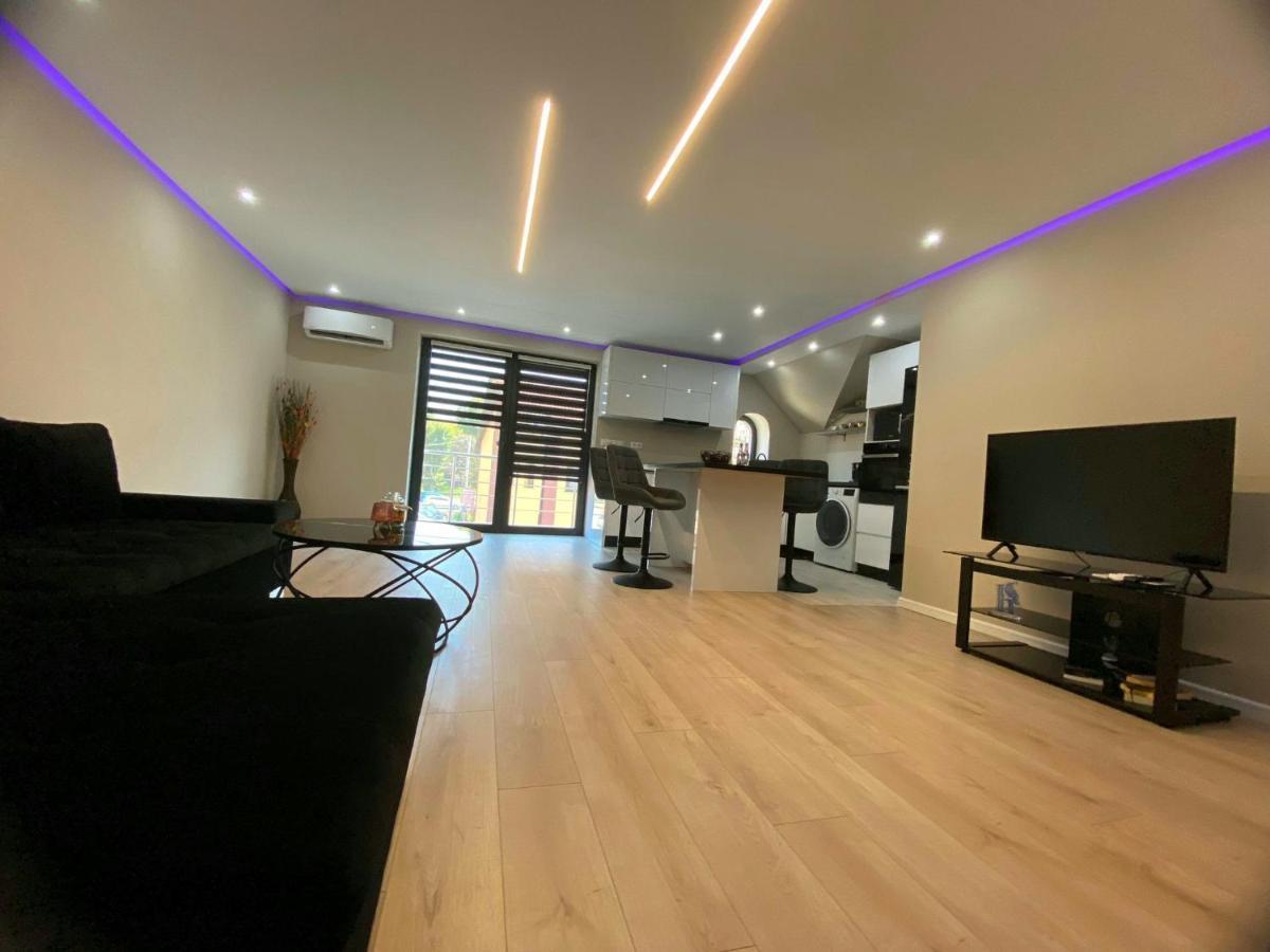 Muki House Apartment Hunedoara Exterior photo
